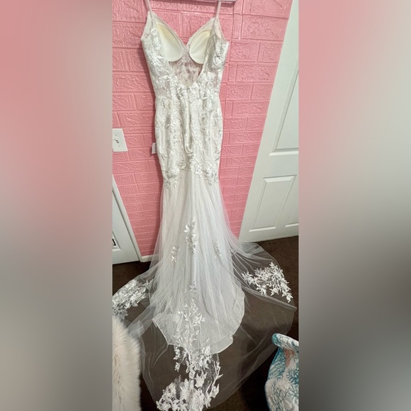 NWOT Lulu’s Bridal Everlasting Affection Lace Backless Mermaid Wedding Dress - Picture 5 of 16